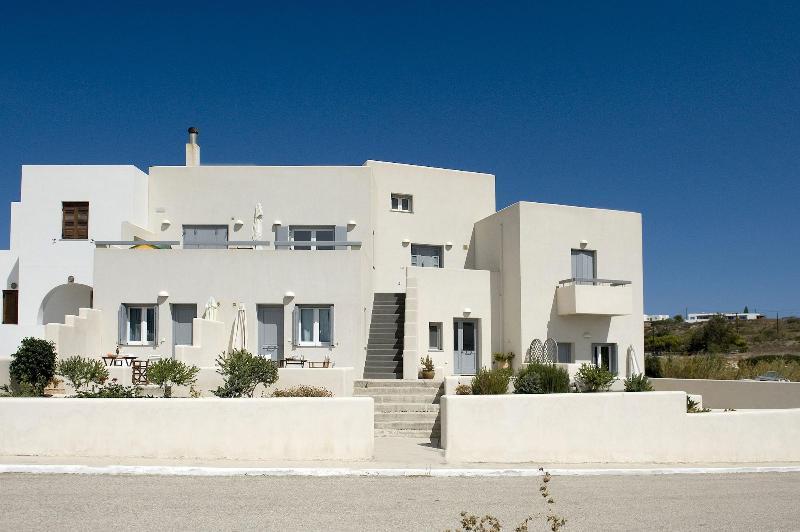 Tsakanos Home Adamantas  Exteriér fotografie